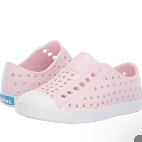 Native Shoes | Kids Jefferson Milk Pink Breathable Slip On Shoe | J5 - Picture 1 of 6